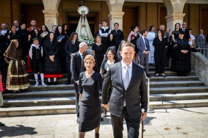 El acto se celebra antes de la tradicional bajada a las Bailas que finaliza los Sanjuanes