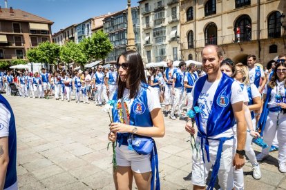 El acto se celebra antes de la tradicional bajada a las Bailas que finaliza los Sanjuanes