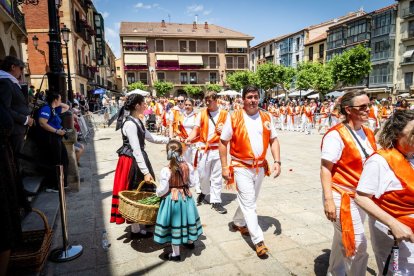 El acto se celebra antes de la tradicional bajada a las Bailas que finaliza los Sanjuanes