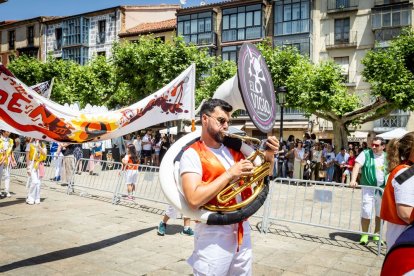 El acto se celebra antes de la tradicional bajada a las Bailas que finaliza los Sanjuanes