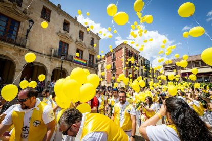 El acto se celebra antes de la tradicional bajada a las Bailas que finaliza los Sanjuanes
