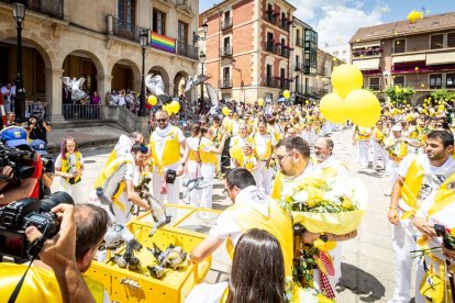 El acto se celebra antes de la tradicional bajada a las Bailas que finaliza los Sanjuanes