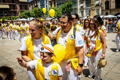 El acto se celebra antes de la tradicional bajada a las Bailas que finaliza los Sanjuanes