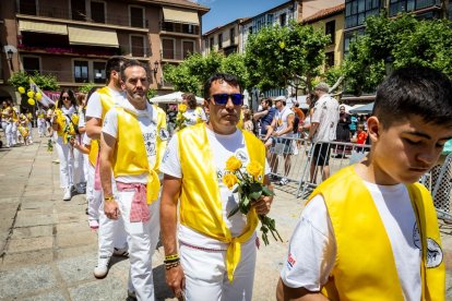 El acto se celebra antes de la tradicional bajada a las Bailas que finaliza los Sanjuanes