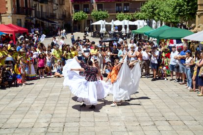 Las Jornadas Interculturales acercaron tradiciones, gastronomía y cultura de emigrantes de otros puntos del mundo al centro de Soria.