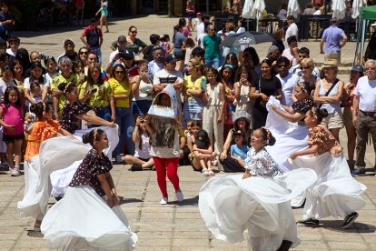 Las Jornadas Interculturales acercaron tradiciones, gastronomía y cultura de emigrantes de otros puntos del mundo al centro de Soria.