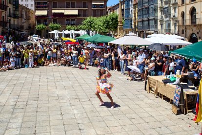 Las Jornadas Interculturales acercaron tradiciones, gastronomía y cultura de emigrantes de otros puntos del mundo al centro de Soria.