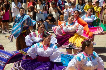 Las Jornadas Interculturales acercaron tradiciones, gastronomía y cultura de emigrantes de otros puntos del mundo al centro de Soria.