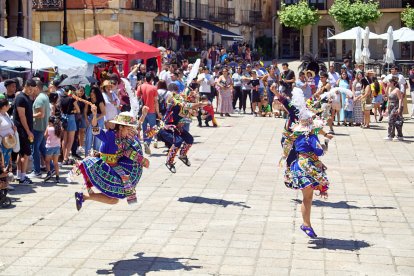 Las Jornadas Interculturales acercaron tradiciones, gastronomía y cultura de emigrantes de otros puntos del mundo al centro de Soria.