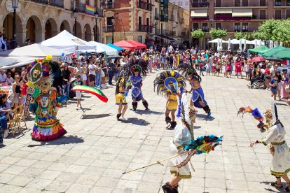 Las Jornadas Interculturales acercaron tradiciones, gastronomía y cultura de emigrantes de otros puntos del mundo al centro de Soria.