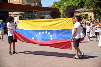 Las Jornadas Interculturales acercaron tradiciones, gastronomía y cultura de emigrantes de otros puntos del mundo al centro de Soria.