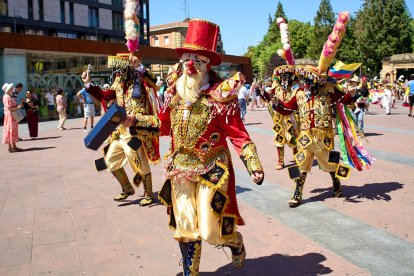 Las Jornadas Interculturales acercaron tradiciones, gastronomía y cultura de emigrantes de otros puntos del mundo al centro de Soria.