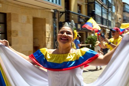 Las Jornadas Interculturales acercaron tradiciones, gastronomía y cultura de emigrantes de otros puntos del mundo al centro de Soria.