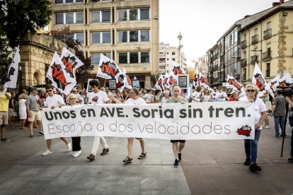 Continuas consignas contra la sucesiva desaparición de los recorridos del tren soriano