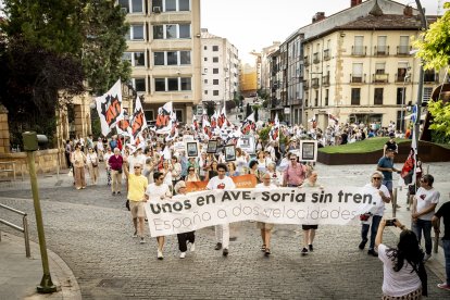 Continuas consignas contra la sucesiva desaparición de los recorridos del tren soriano