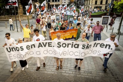 Continuas consignas contra la sucesiva desaparición de los recorridos del tren soriano
