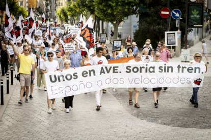 Continuas consignas contra la sucesiva desaparición de los recorridos del tren soriano