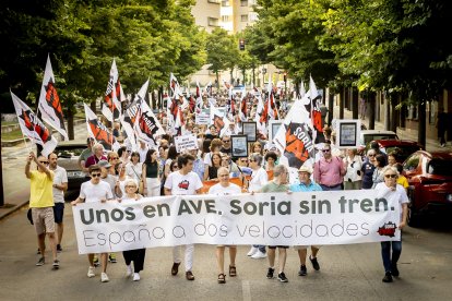 Continuas consignas contra la sucesiva desaparición de los recorridos del tren soriano