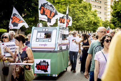 Continuas consignas contra la sucesiva desaparición de los recorridos del tren soriano