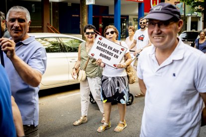 Continuas consignas contra la sucesiva desaparición de los recorridos del tren soriano