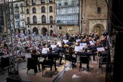 El concierto se engloba dentro del programa 'Plazas Sinfónicas 2025'