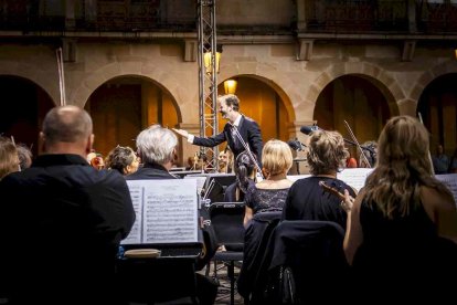 El concierto se engloba dentro del programa 'Plazas Sinfónicas 2025'