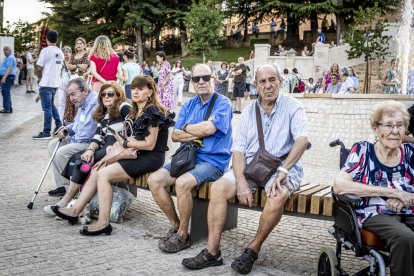 El recorrido pone fin a la novena en honor a la Virgen del Carmen
