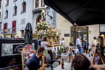 El recorrido pone fin a la novena en honor a la Virgen del Carmen