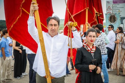La Blanca reúne a cientos de peregrinos en la romería de Cabrejas del Pinar.