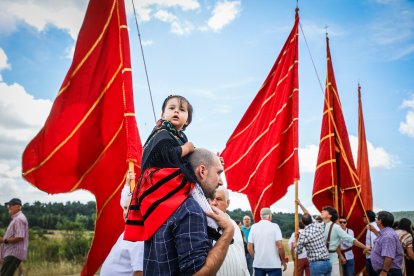 La Blanca reúne a cientos de peregrinos en la romería de Cabrejas del Pinar.