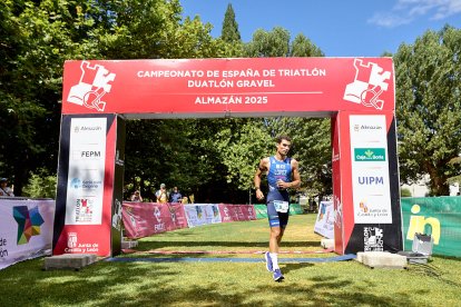 Almazán acoge el Campeonato de España de Duatlón y Triatlón Gravel.