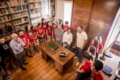 Los jóvenes visitaron el museo y el archivo del Instituto Antonio Machado