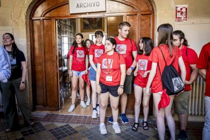 Los jóvenes visitaron el museo y el archivo del Instituto Antonio Machado