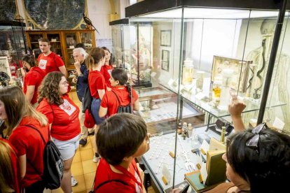 Los jóvenes visitaron el museo y el archivo del Instituto Antonio Machado