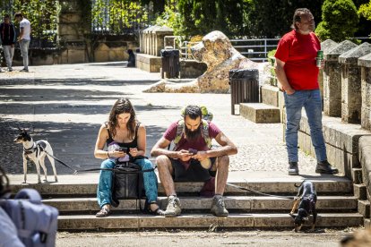 Los conciertos vermú sirven de aperitivo para la posterior noche junto al Duero