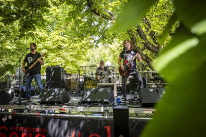 Los conciertos vermú sirven de aperitivo para la posterior noche junto al Duero