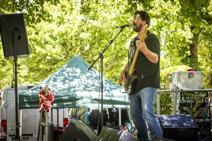 Los conciertos vermú sirven de aperitivo para la posterior noche junto al Duero