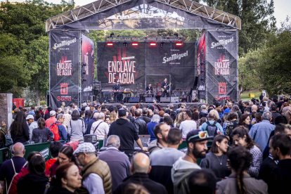 Una jornada para bailar y disfrutar junto al río Duero