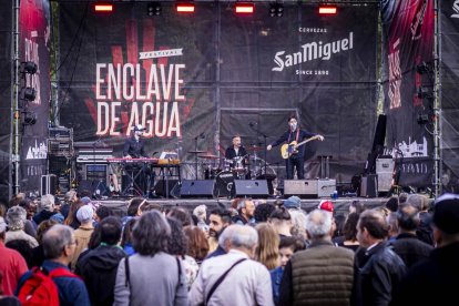 Una jornada para bailar y disfrutar junto al río Duero