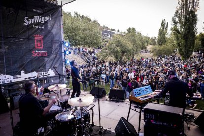 Una jornada para bailar y disfrutar junto al río Duero