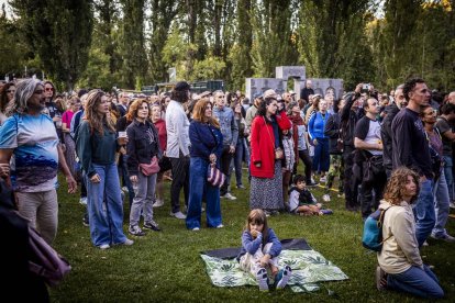 Una jornada para bailar y disfrutar junto al río Duero