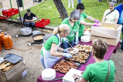 Los vecinos están pasando un fin de semana muy animado