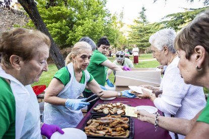 Los vecinos están pasando un fin de semana muy animado