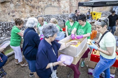 Los vecinos están pasando un fin de semana muy animado