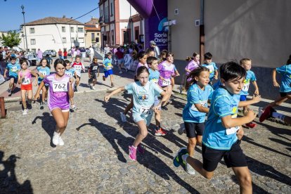 Más de medio millar de atletas de todas las edades tomaron la salida