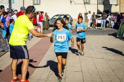 Más de medio millar de atletas de todas las edades tomaron la salida