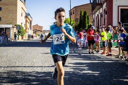 Más de medio millar de atletas de todas las edades tomaron la salida