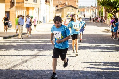 Más de medio millar de atletas de todas las edades tomaron la salida