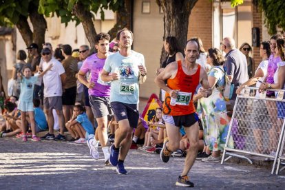 Más de medio millar de atletas de todas las edades tomaron la salida