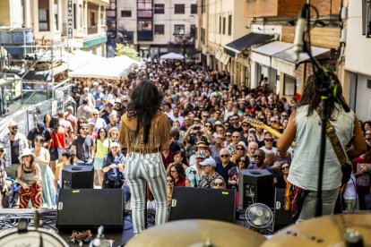 El buen ambiente se vivía en cara rincón de los conciertos del festival